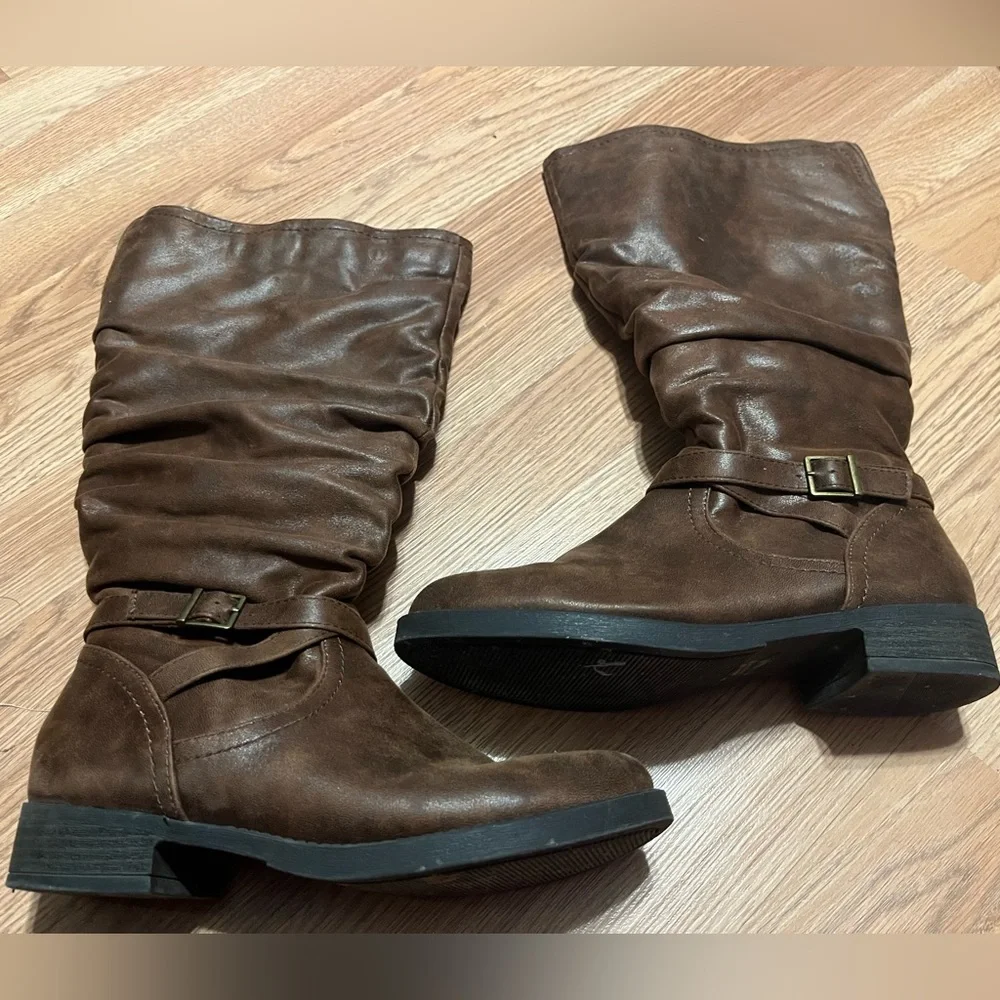WIDE CALF Brown Rider Boots!! - Picture 1 of 7